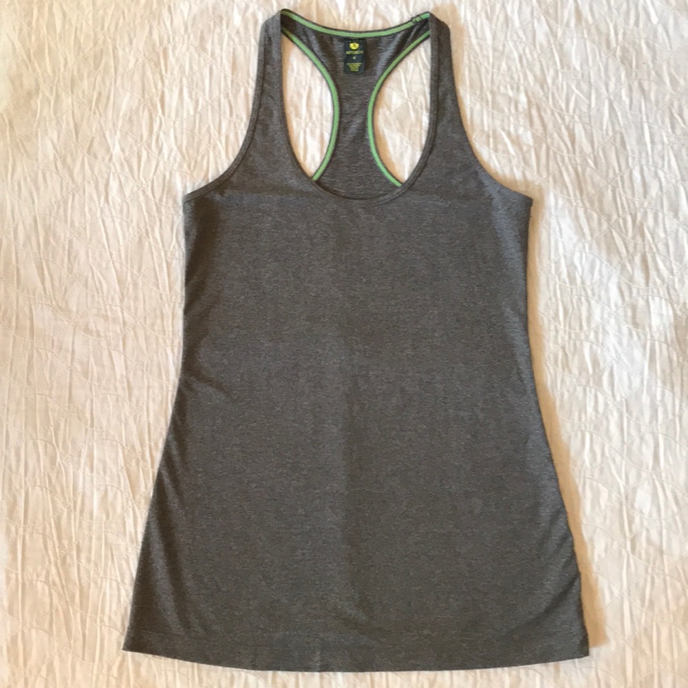 Workout tank size small